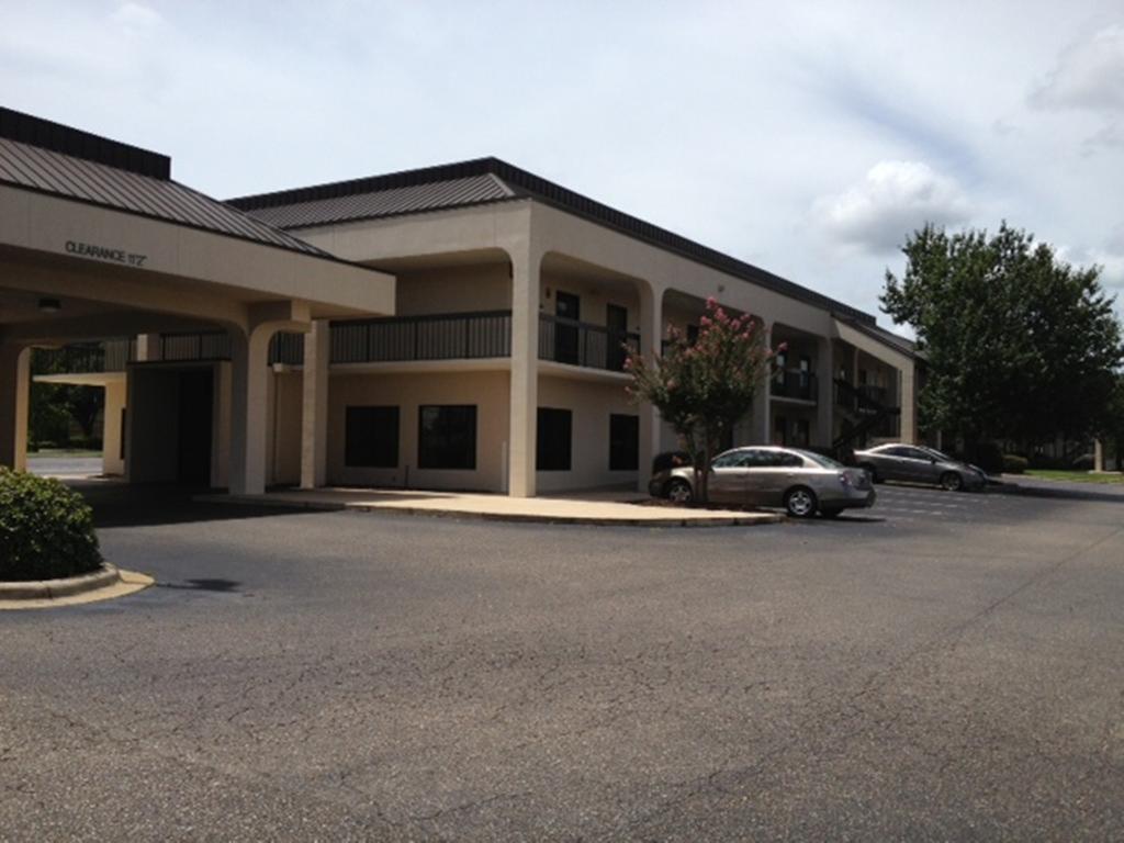 Days Inn By Wyndham Ντόθαν Εξωτερικό φωτογραφία