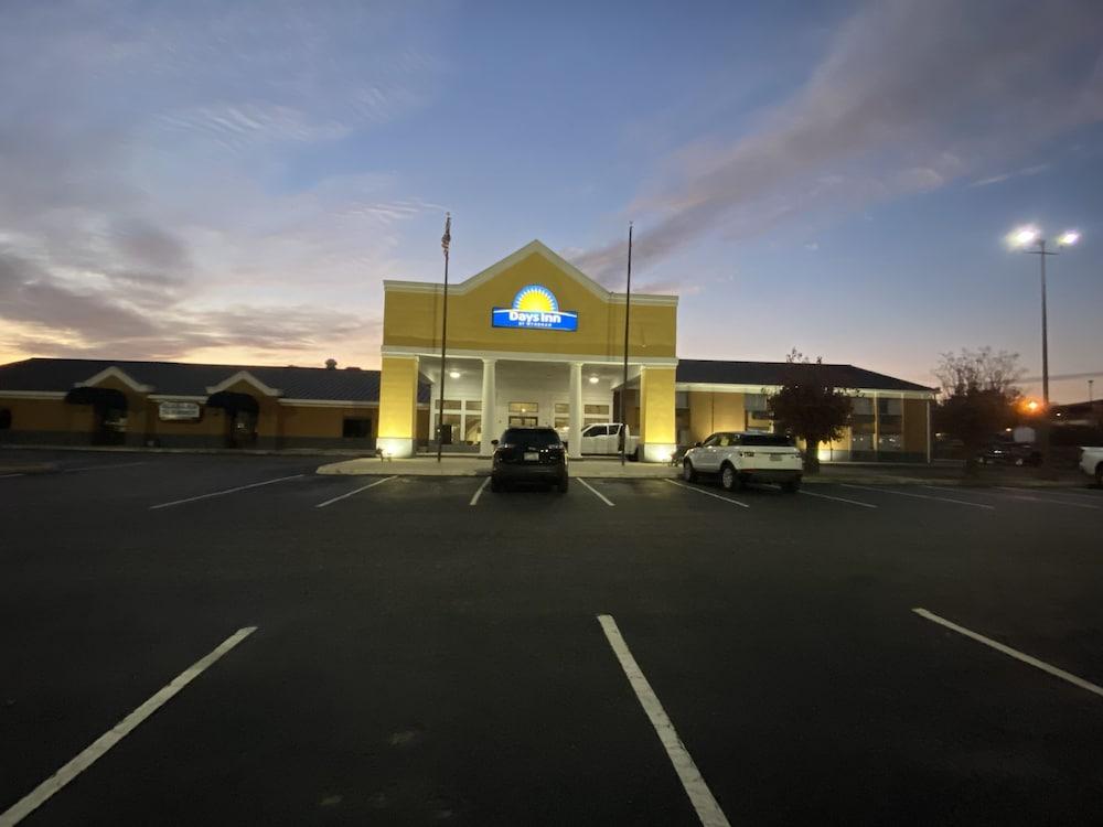 Days Inn By Wyndham Ντόθαν Εξωτερικό φωτογραφία